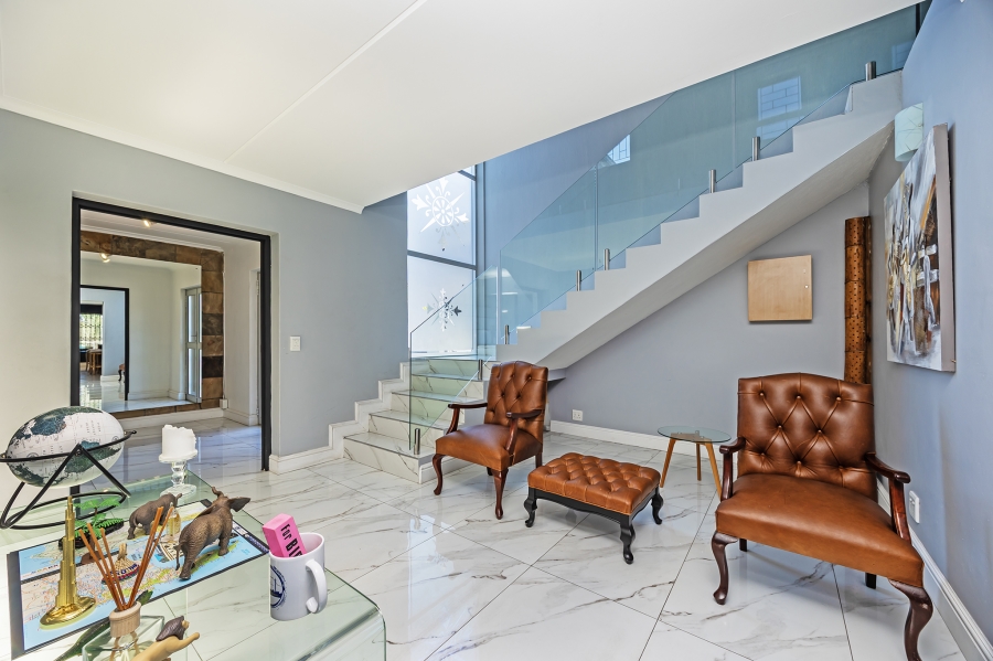 5 Bedroom Property for Sale in Haasendal Western Cape